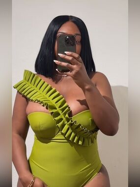Andrea iyamah nisi bodysuit in olive